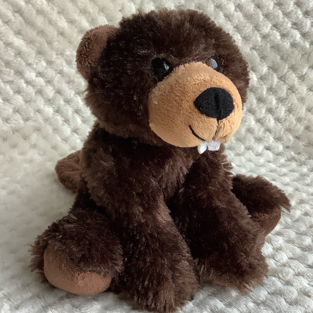 Stuffed Animal House Brown Plush Beaver Stuffed Animal Toy 🦫